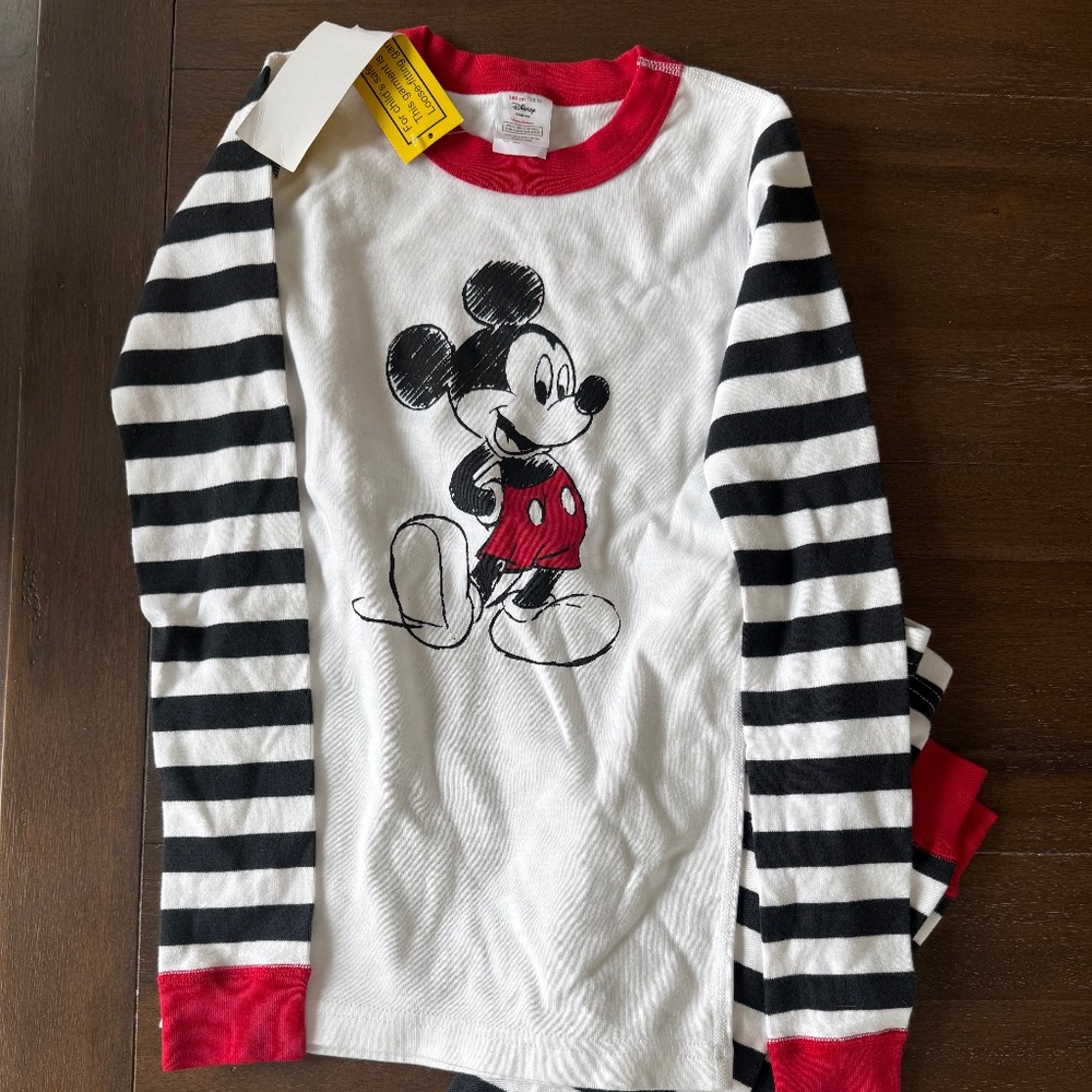 Hanna Andersson Disney Mickey Mouse pajamas size 10 nwt